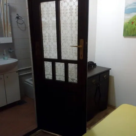 Vila Albedo Gasthuis 3*